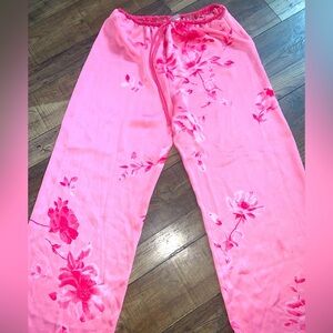 Y2K pink floral Natori pants Xs $140 boho vintage spring classic satin boho